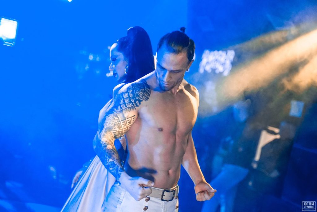 мужской стриптиз на девичник